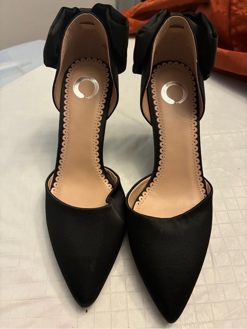 Journee Black Bow Heels